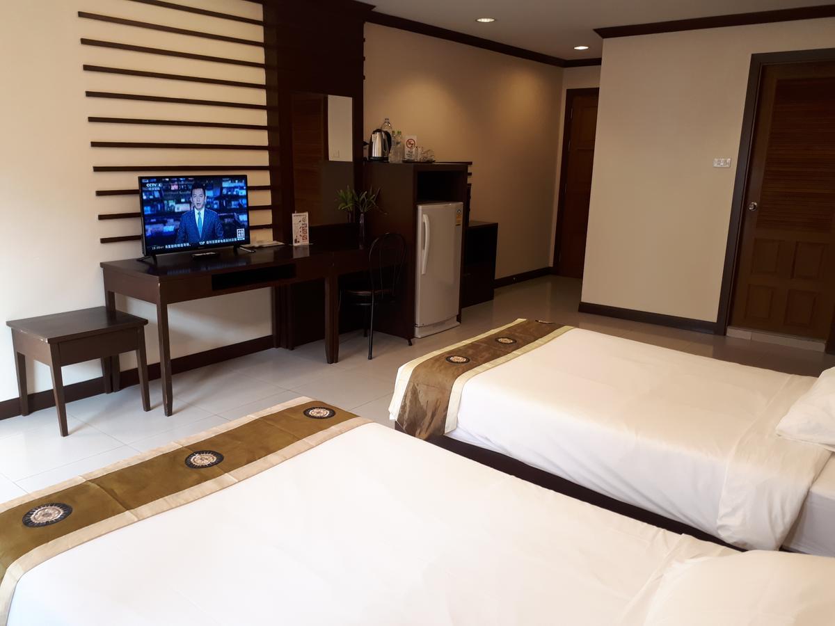 Hotel Daratalay - Jomtien à Bang Lamung Extérieur photo