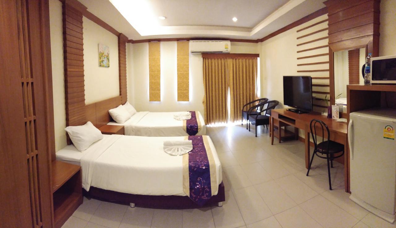 Hotel Daratalay - Jomtien à Bang Lamung Extérieur photo